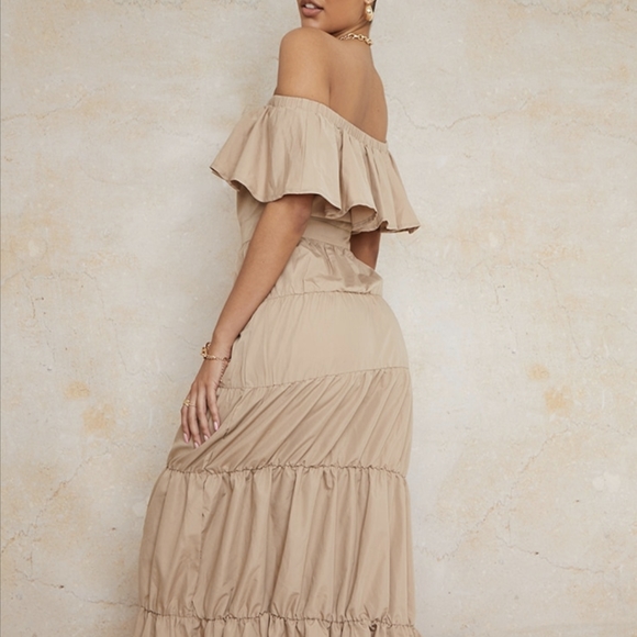 Off the shoulder Tiered Maxi Dress - tall - Picture 3 of 12